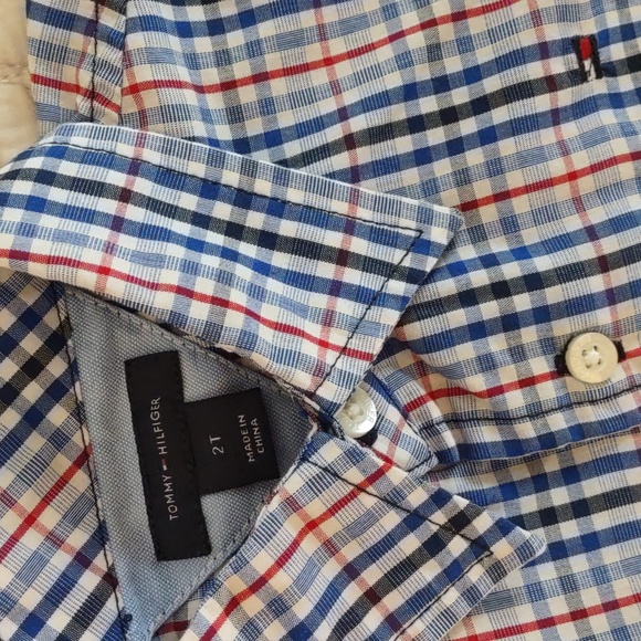 TOMMY HILFIGER Button Down - Picture 3 of 3